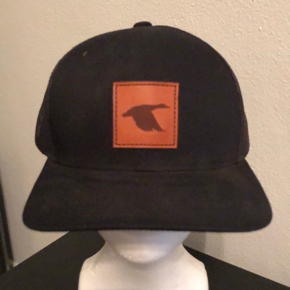 Lindo Trucker hat critter collection duck